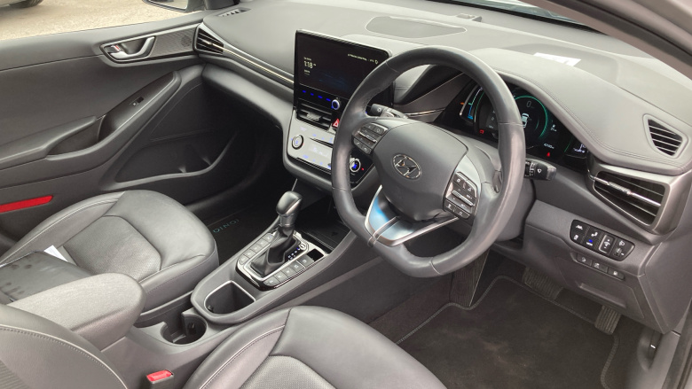 Hyundai IONIQ 1.6 GDi Plug-in Hybrid Premium SE 5dr DCT Hatchback
